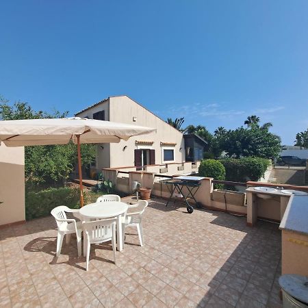 Casa Migliorisi A Marina Di Ragusa Per Vacanze Kültér fotó